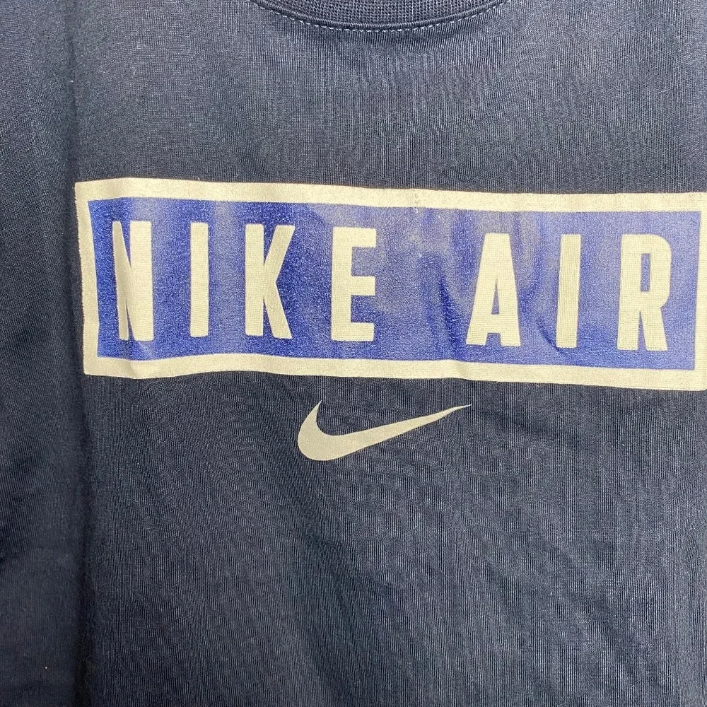 💙5/$15 Nike Boys Navy Blue Nike Air T-Shirt Size 6